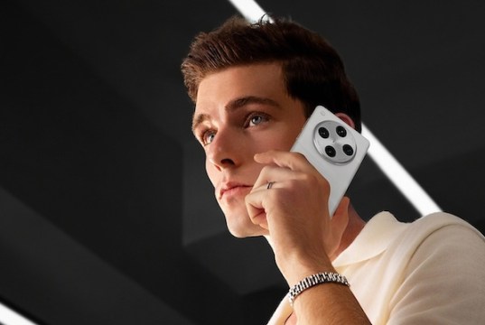 OPPO Find X8: A Brilliant Value Flagship Phone OPPO Find X8 Pro