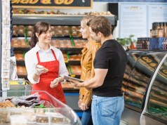 How Brands Can Build A Positive Reputation And Grow Customer Loyalty In 2023